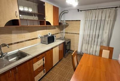 Apartament cu 3 camere, 70 mp, zona Rovine/Gara - 8