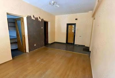 Apartament spa?ios 2 camere, zona CET Constan?a, proprietar - 7