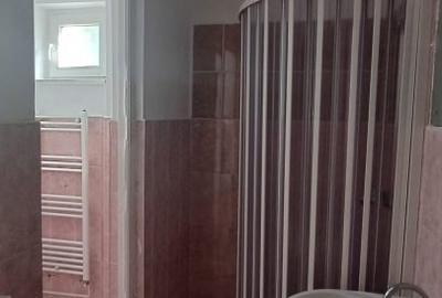 Birou, de 50 mp, în Pieptănari - 8