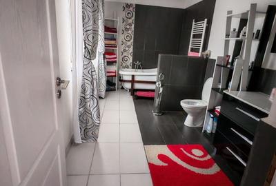 Casă individuală cu 4 camere cu Canalizare în Berceni - 8