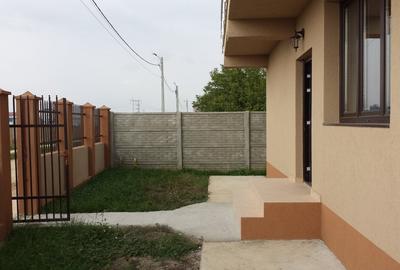 Casă cu 5 camere în Sud