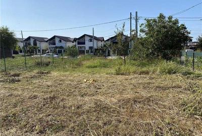 Teren de 553 mp, în Exterior Vest