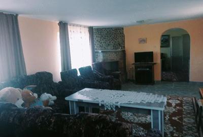 Casă cu 3 camere cu Teren 120 Mp în Central - 5