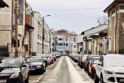 Apartament cu 2 camere semidecomandat, mobilat în Parcul Carol - 1