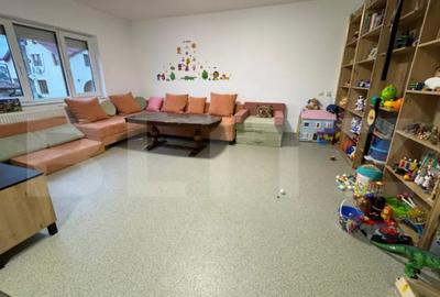 Casă cu 5 camere cu Teren 300 Mp în Central - 1