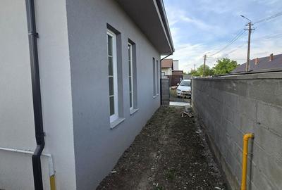 Casă cu 3 camere cu Teren 300 Mp în Circumvalațiunii - 11