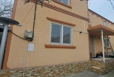 Casă cu 3 camere cu Teren 160 Mp în Central - 3