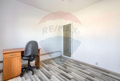 Apartament cu 3 camere decomandat, mobilat în 6 Vânători - 9