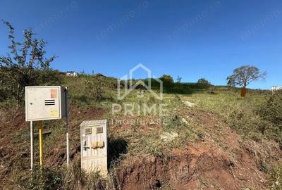 Teren de 1000 mp, în Central - 2