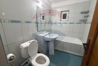 Apartament cu 3 camere de inchiriat - 11