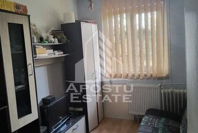 Apartament cu 3 camere, semidecomandat,etaj intermediar Sagului - 3