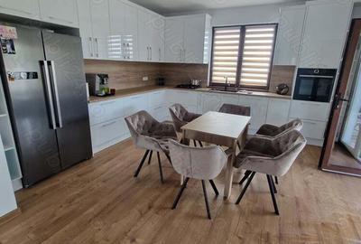 Vand casa in vatra satului Sacalaz - 6