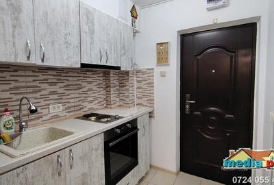 Garsonieră decomandată în - 2