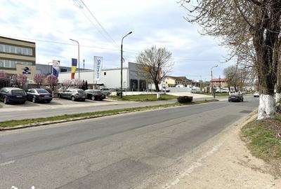 Spațiu comercial, de 648 mp, în Central - 7