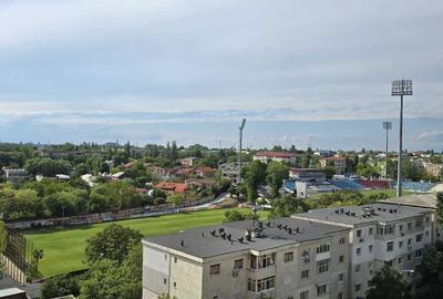 Apartament cu 3 camere decomandat în Ultimul leu - 1