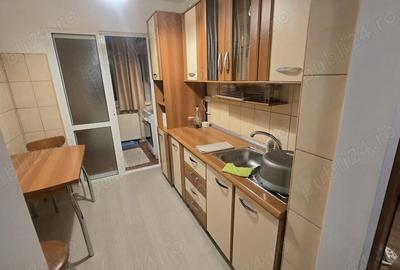 Apartament cu 2 camere decomandat în Galata - 4