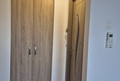 APARTAMENT 3 CAMERE, ZONA LINISTITA, PARTICULAR - 6