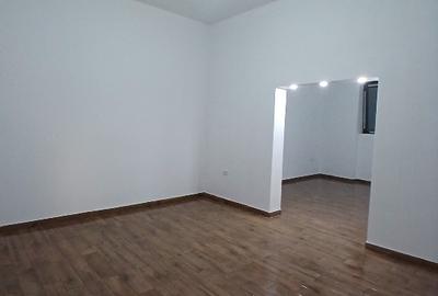 Apartament cu 3 camere decomandat în Boul Roșu - 9