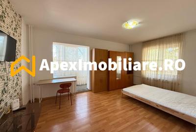 Garsonieră decomandată, mobilată în Gorjului