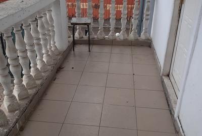 Casă cu Teren 150 Mp în Drumul Taberei - 2