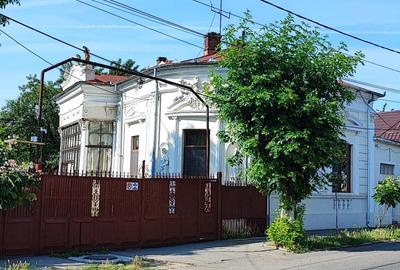 Casă cu 6 camere cu Teren 1250 Mp în Central - 5