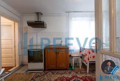 Casa de vanzare Buhu?i, Str. Orbic - 2