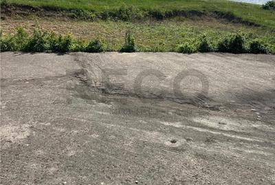 Teren de 945 mp, în Sânmartin - 3