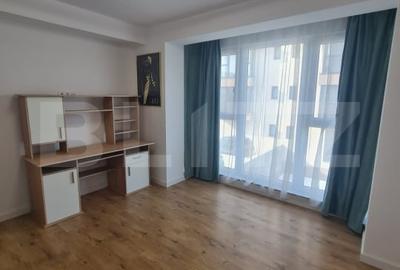 Apartament semidecomandat, 52,5 mp utili, lift, boxa, garaj dublu, zona Terra - 10