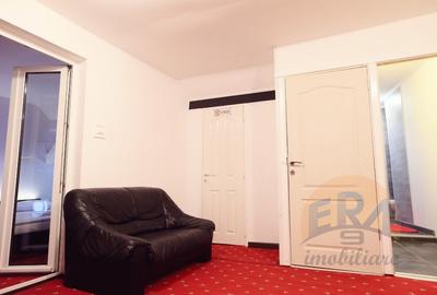 Casa cu 3 apartamente, P-ta Unirii , Str. Primariei - 14