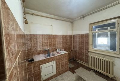 Apartamnet cu 2 camere, decomandat, zona Piata Mare - 2