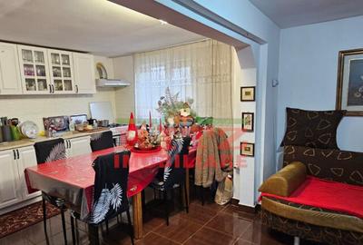 CASA DE VANZARE P 1 E - 18