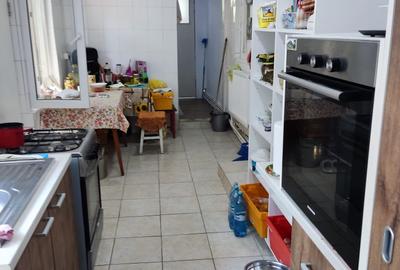 Casă cu 5 camere în Giulești - 32