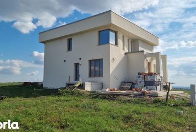 Casă cu 4 camere cu Teren 245 Mp în Iorga - 5