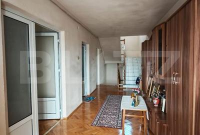 Casă cu 3 camere cu Canalizare în Central - 11