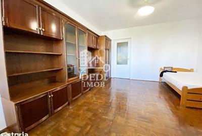Apartament cu 3 camere decomandat în Nufărul - 8