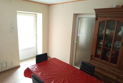 Casă individuală cu 7 camere cu Teren 243 Mp în Vest - 23