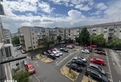 Apartament cu 3 camere decomandat în Salca - 1