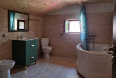 Casă cu 5 camere cu Teren 377 Mp în Central - 13