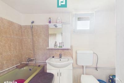 Casă cu 4 camere cu Teren 2253 Mp în Almaș - 4
