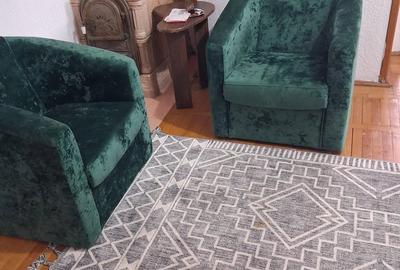Apartament cu 4 camere decomandat în Central