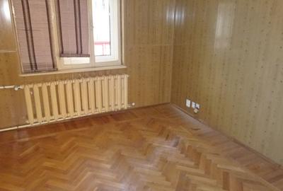 Casă cu 6 camere cu Teren 318 Mp în Crângului - 10