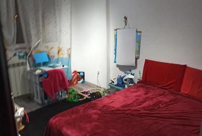 Apartament cu 3 camere decomandat în Micro 13 - 1