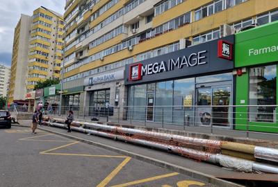 Colentina  -suprafa 120mp - pret 450.000 euro,inchiriat pe 10 ani - 2