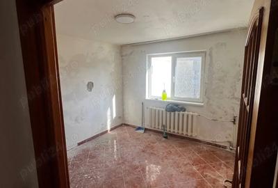 Apartament cu 2 camere semidecomandat în Sud - 3