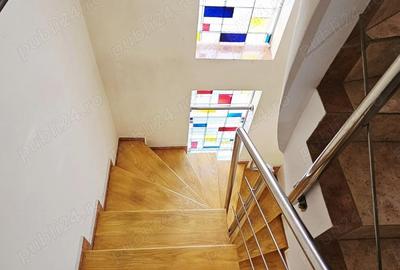 Casă cu 5 camere cu Teren 463 Mp în Colentina