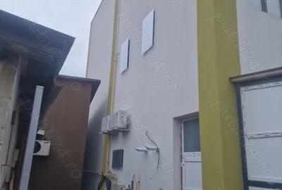 Spațiu comercial, de 500 mp, în Central - 3