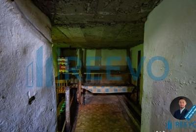 Casă cu 3 camere cu Teren 2270 Mp în Central - 15
