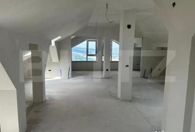 Apartament cu 4 camere decomandat în Central - 5