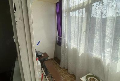 Apartament cu 4 camere decomandat în Micro 16 - 14