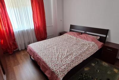 Apartament cu 2 camere semidecomandat, mobilat în 13 Septembrie - 4